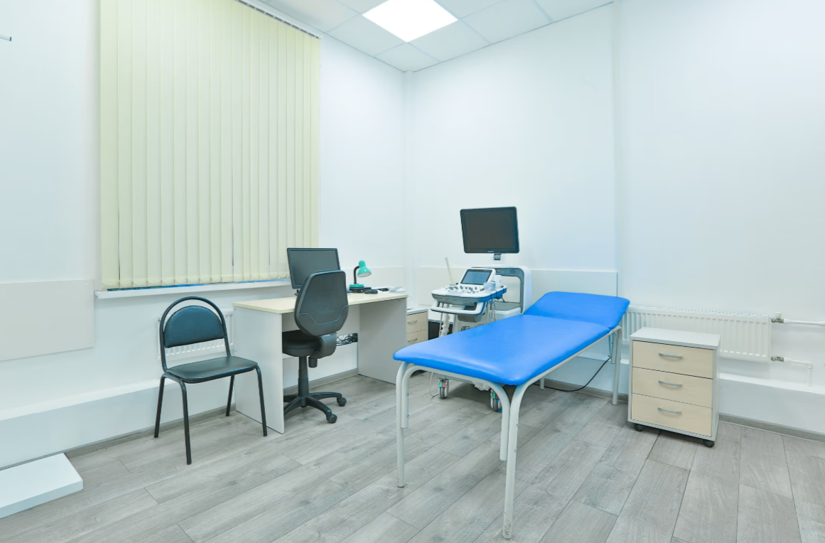 419638996__https://filllin.ru/api/media/clinic/014572b4-35d8-4743-8f96-35580cd1c87e-6641d6971b708b73903b2c1d.png
