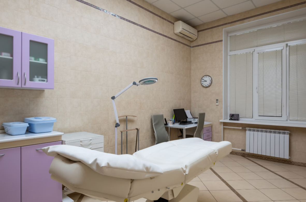 192357495__https://filllin.ru/api/media/clinic/02b46d50-21d2-473c-b20b-a3f2e77972d4-6641d6971b708b73903b2c1d.png