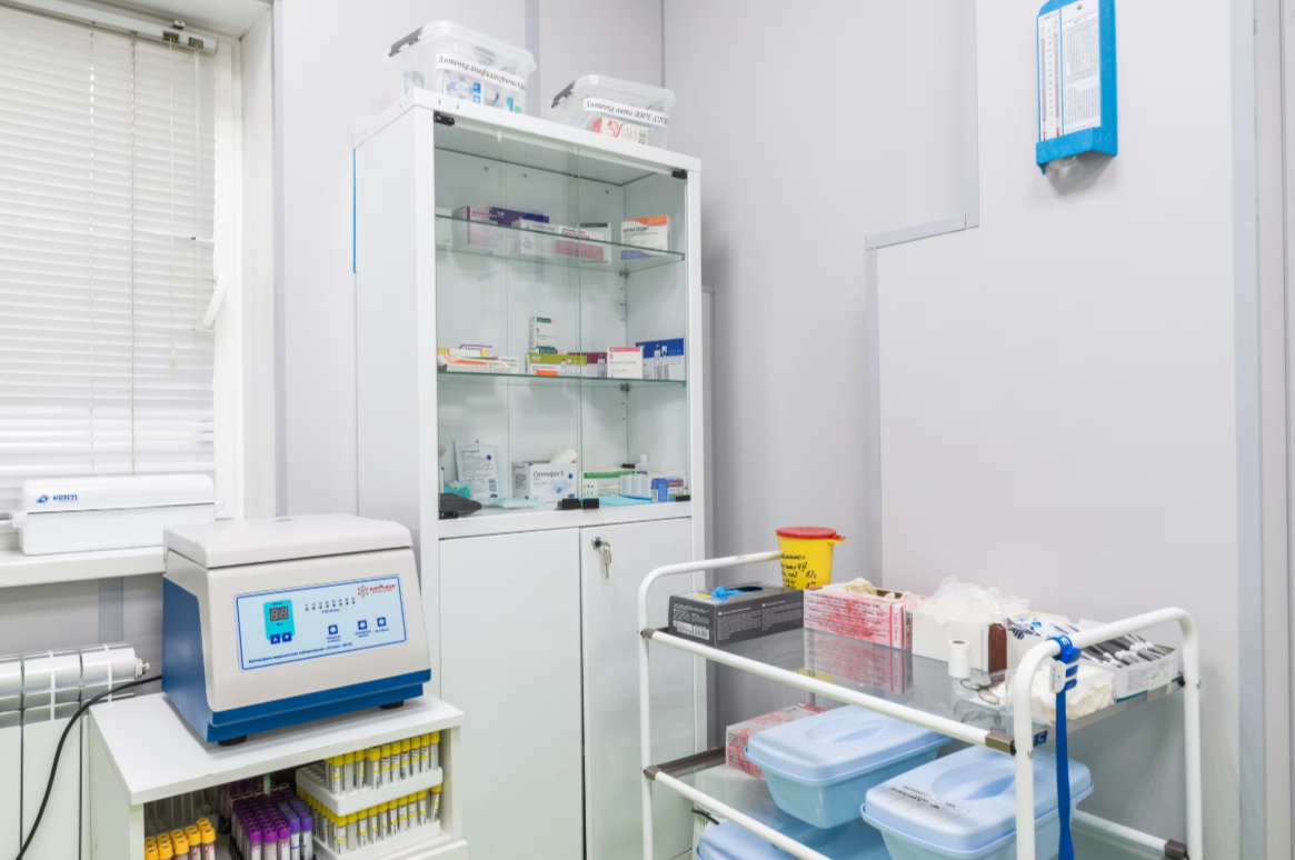 41047061__https://filllin.ru/api/media/clinic/02d17a31-a4ed-40a8-975f-e04a8f5a6e61-6641d6971b708b73903b2c1d.png