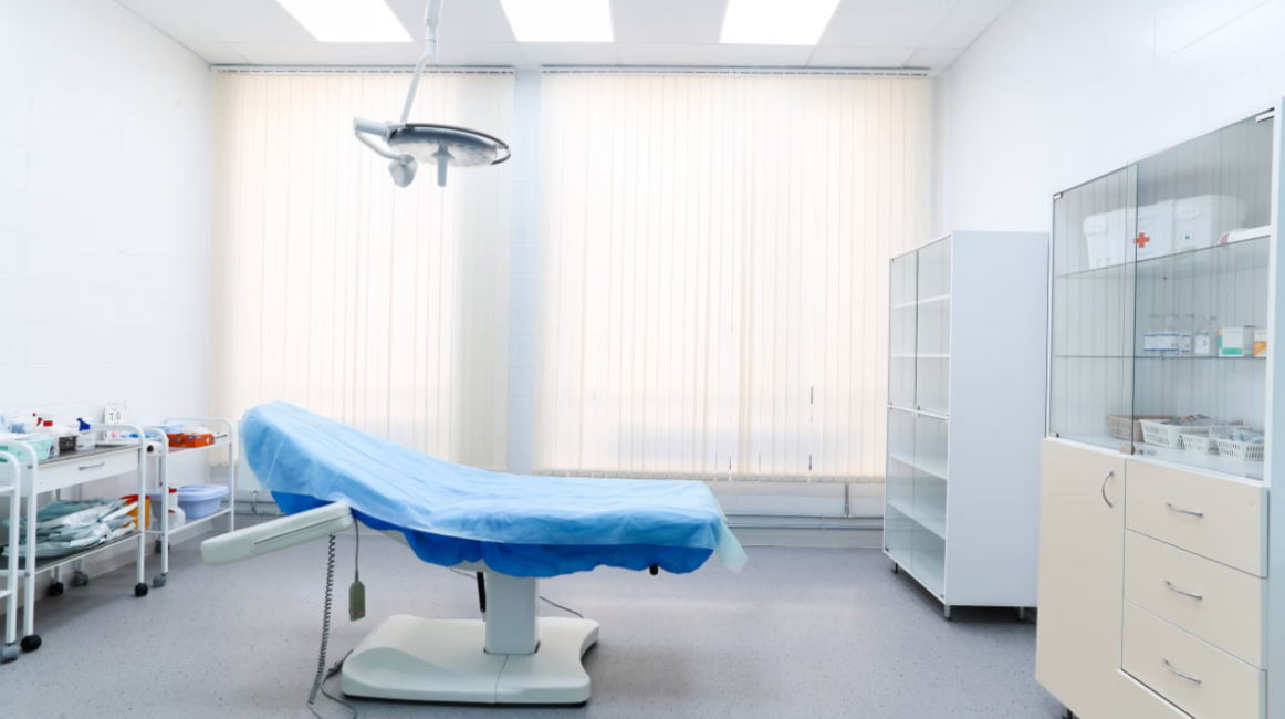 530426888__https://filllin.ru/api/media/clinic/036ecab3-71e7-4c1e-a7c3-e37a3a1bae65-68d2b334d611ae3c0dcef079.png