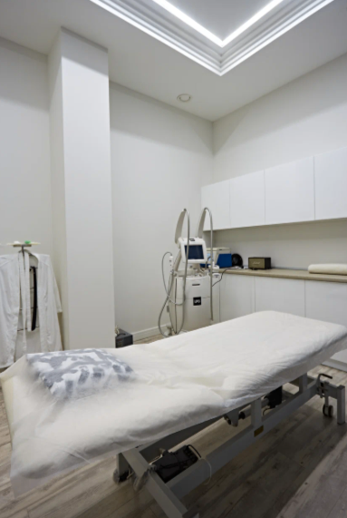 223851827__https://filllin.ru/api/media/clinic/0468e6f8-4fa7-4449-8698-e646bd1e369f-6641d6971b708b73903b2c1d.png