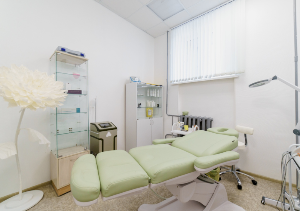11706660__https://filllin.ru/api/media/clinic/07d242ec-6734-45ff-80dd-7aeb8850fea5-6641d6971b708b73903b2c1d.png