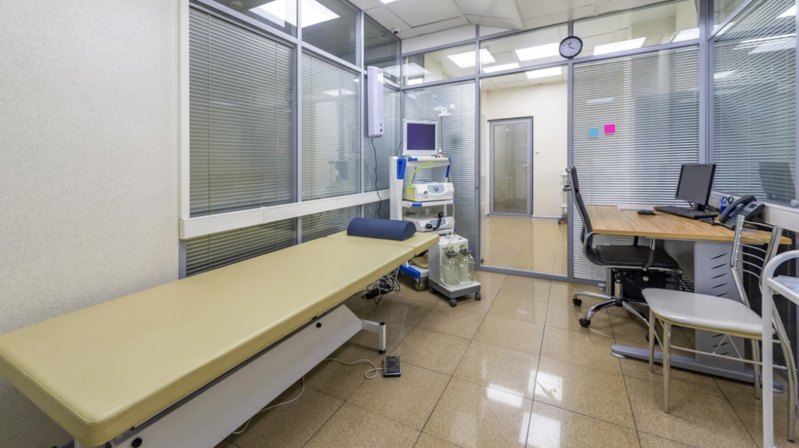 100433549__https://filllin.ru/api/media/clinic/07e944c7-3ca5-4312-95cb-5941c78a1ae9-6641d6971b708b73903b2c1d.png