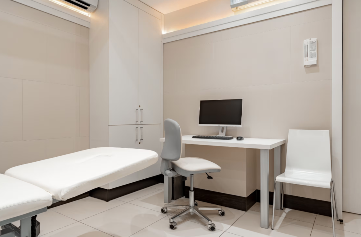 701577390__https://filllin.ru/api/media/clinic/098aa7f3-5a24-4b4b-b392-420c039b0987-68d2b334d611ae3c0dcef079.png