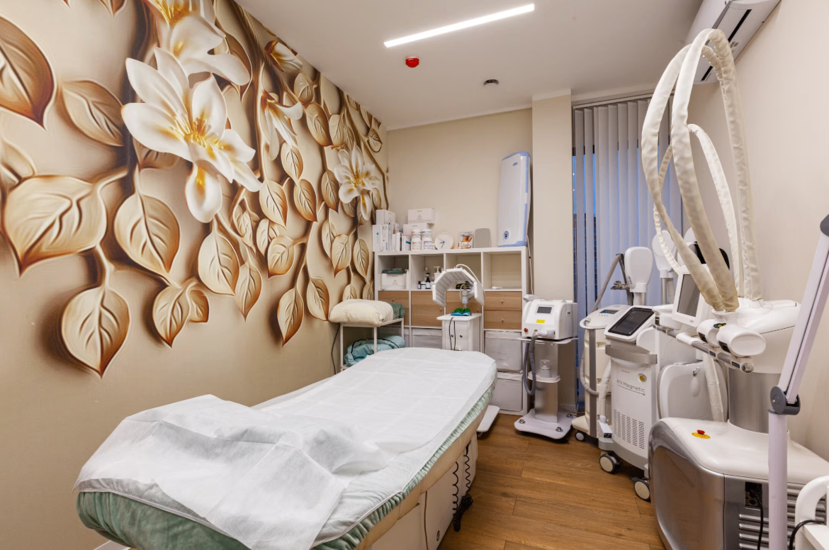 195565162__https://filllin.ru/api/media/clinic/0d18a6b6-003e-4fb8-85dc-197bc4b89c31-6641d6971b708b73903b2c1d.png