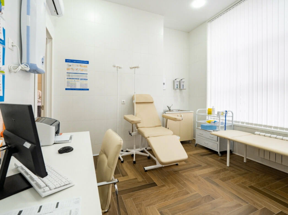 163301004__https://filllin.ru/api/media/clinic/0f3882bf-7de1-4d9a-bebe-5f07da86a411-6641d6971b708b73903b2c1d.png