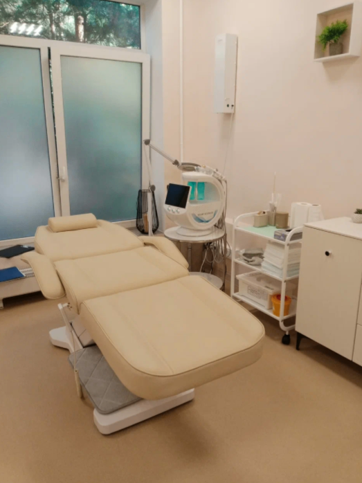 437810590__https://filllin.ru/api/media/clinic/13b403dc-a831-42ea-9d53-9b509fdd1486-6641d6971b708b73903b2c1d.png