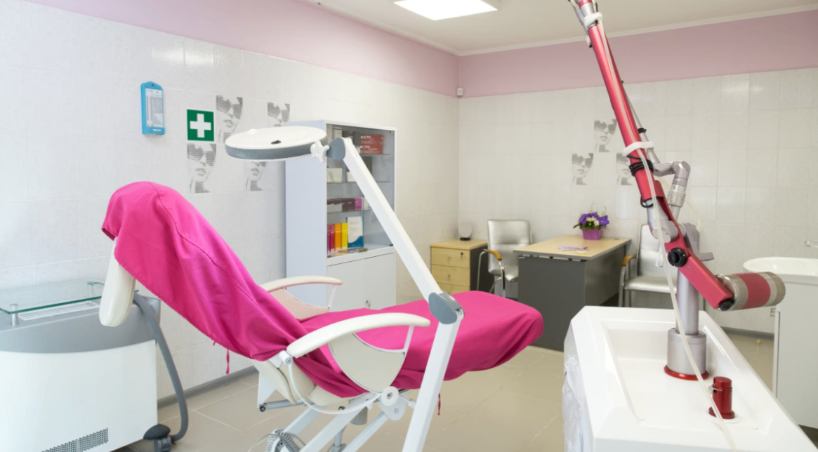 301057689__https://filllin.ru/api/media/clinic/1528a2d3-7029-4d49-ae27-ad77d6a9f174-6641d6971b708b73903b2c1d.png