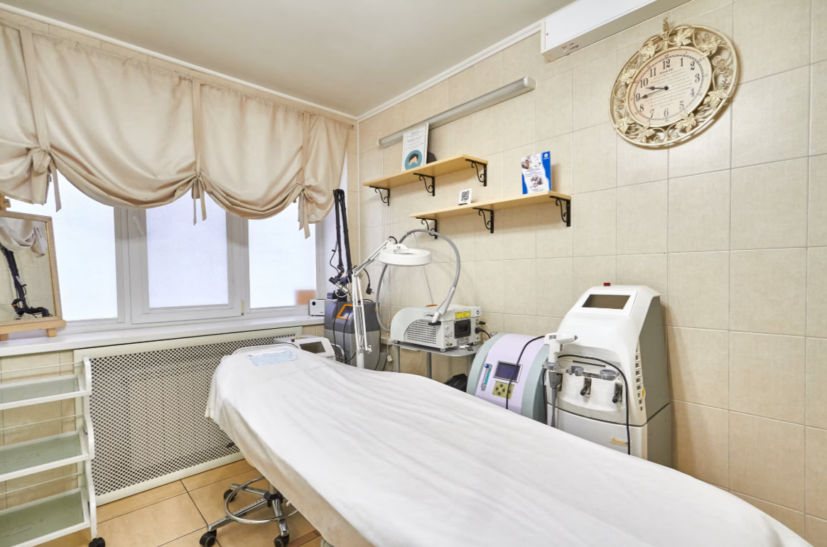 700636051__https://filllin.ru/api/media/clinic/1612406f-a791-4c85-a993-5e9148048628-68d2b334d611ae3c0dcef079.png
