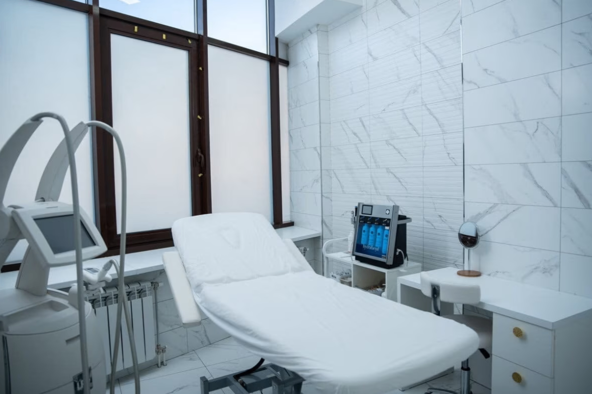 373485979__https://filllin.ru/api/media/clinic/16321d74-ed22-4976-a556-3e039c807551-6641d6971b708b73903b2c1d.png