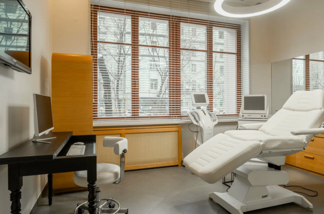 412269783__https://filllin.ru/api/media/clinic/16daa8ce-df95-4ff1-b0fc-9809e00a1ecc-6641d6971b708b73903b2c1d.png