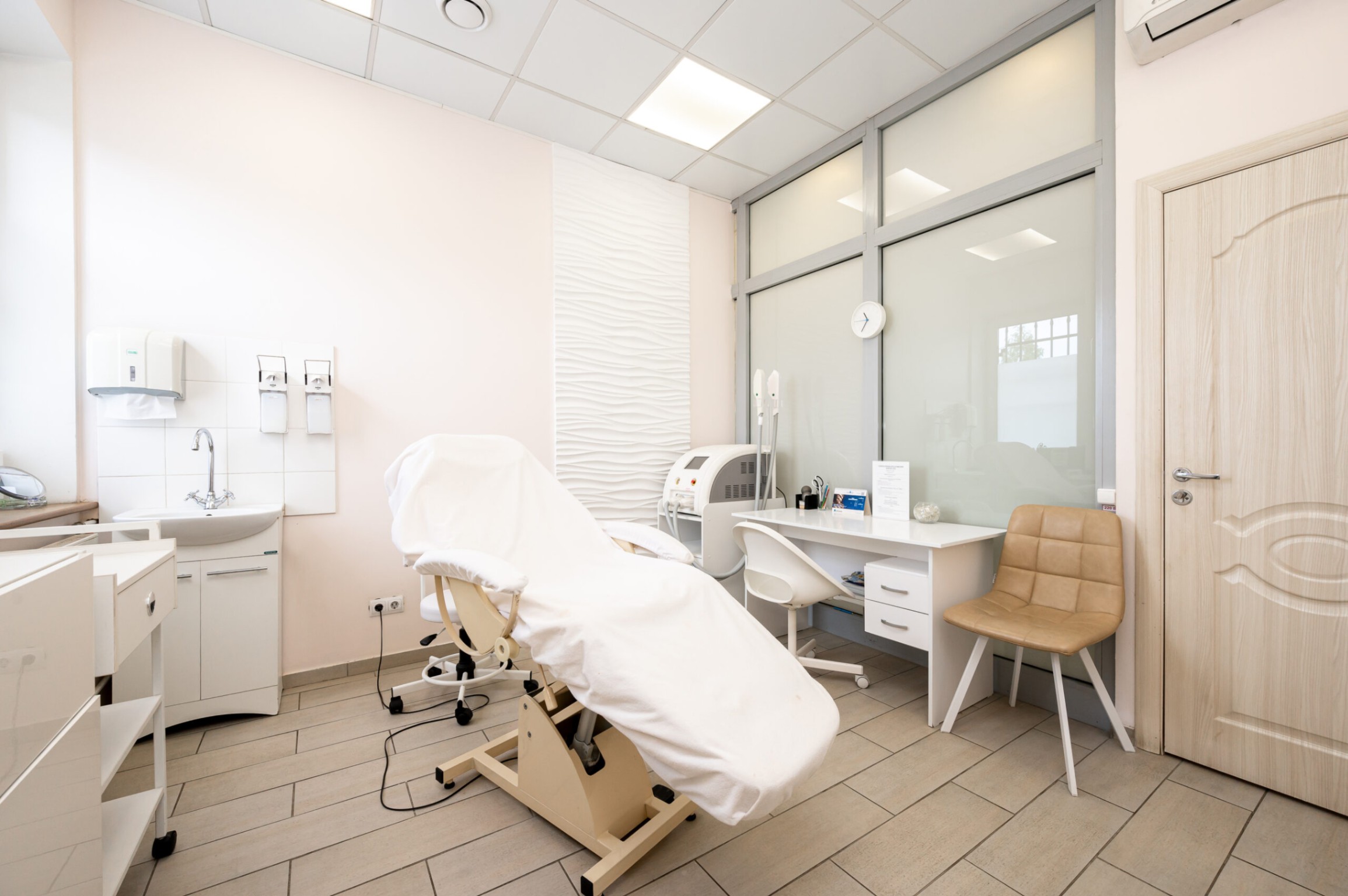 529645478__https://filllin.ru/api/media/clinic/18847cad-c601-4849-9d38-0e7e2ea005b5-68d2b334d611ae3c0dcef079.jpg