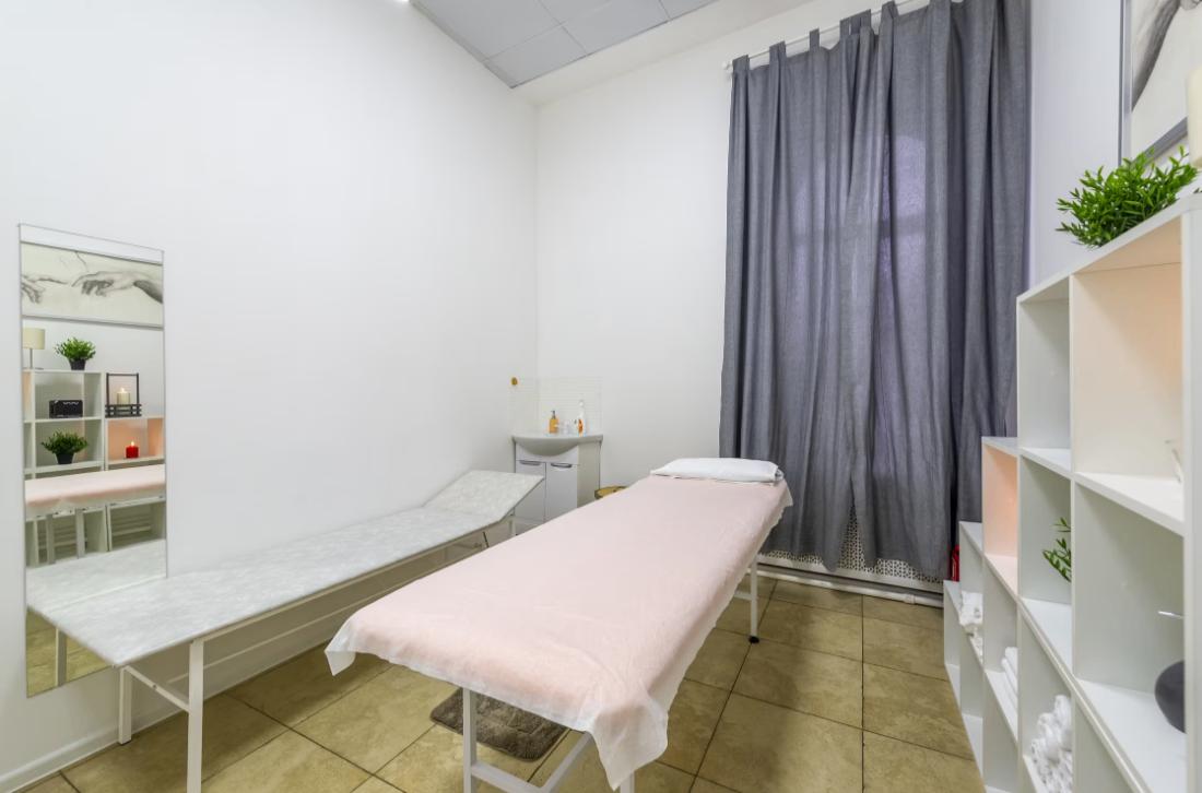 4213380__https://filllin.ru/api/media/clinic/193b3264-4ae7-4bcc-b51c-1943b9cbce27-6641d6971b708b73903b2c1d.png