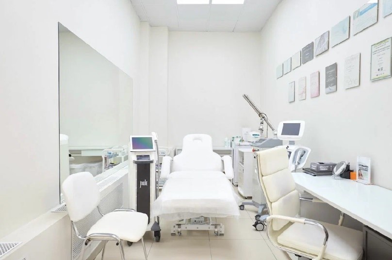 423816802__https://filllin.ru/api/media/clinic/1a92f6d8-34a3-4225-a1d4-1cc56b9e9aa1-67618e0e145943c8628e7ed5.jpg