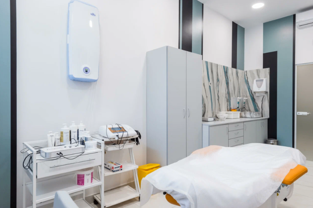 462022193__https://filllin.ru/api/media/clinic/1d9bdb7f-da7d-4706-b7ed-733ff444b410-6641d6971b708b73903b2c1d.png