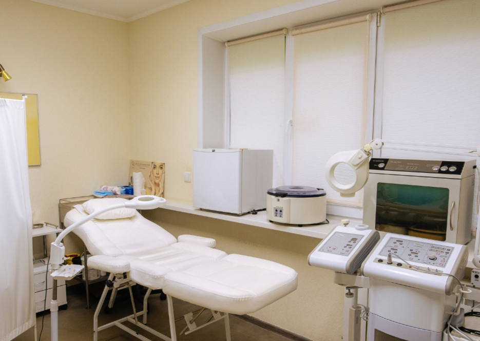 243231307__https://filllin.ru/api/media/clinic/2665221a-bf0b-4044-af6d-b7f4d0cf3172-6641d6971b708b73903b2c1d.png