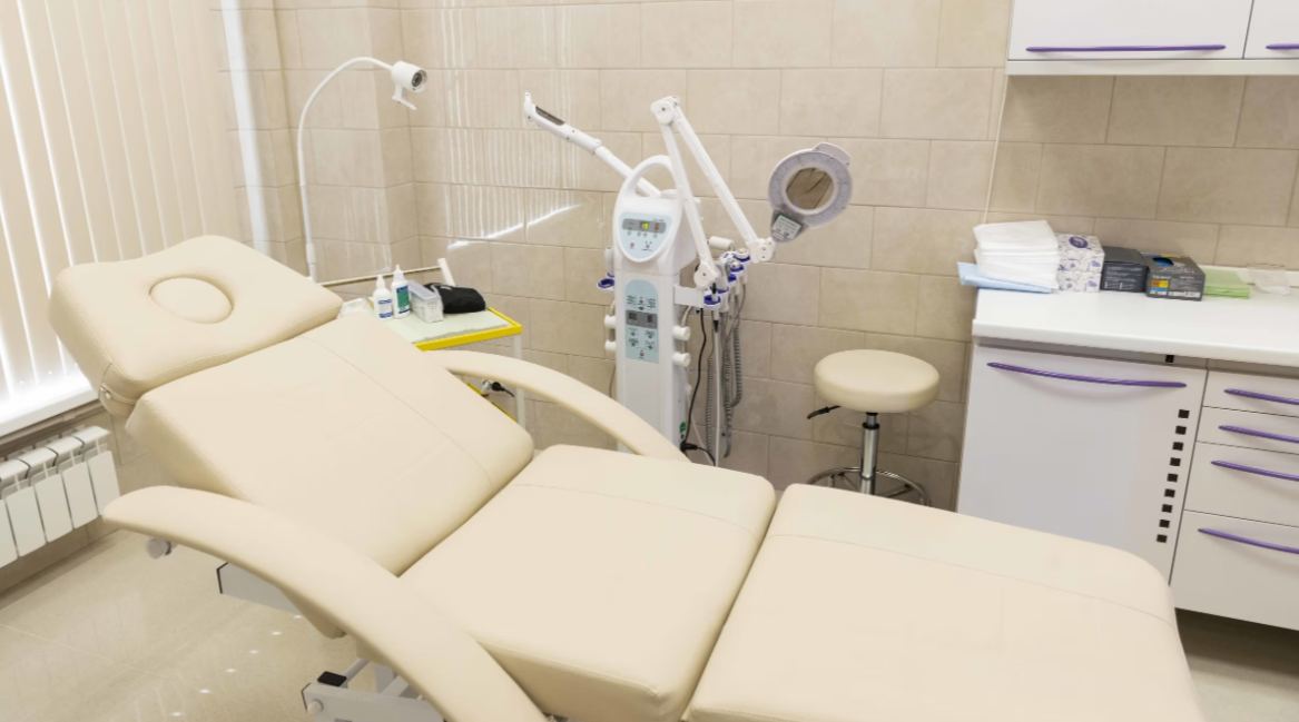 195566165__https://filllin.ru/api/media/clinic/26764b63-cb07-4dbc-a403-cafb81ae9b6a-6641d6971b708b73903b2c1d.png