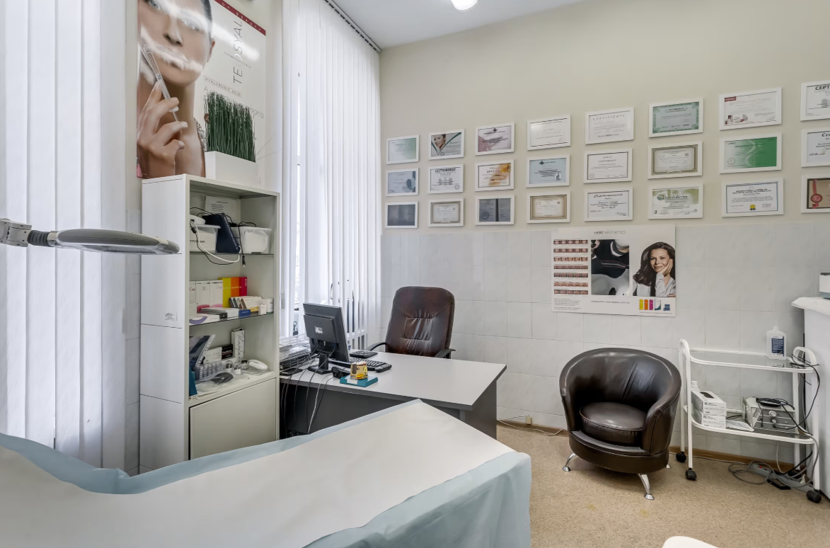 305926138__https://filllin.ru/api/media/clinic/26ecc369-2eed-4ce9-97e8-dba56ba9e0ca-6641d6971b708b73903b2c1d.png
