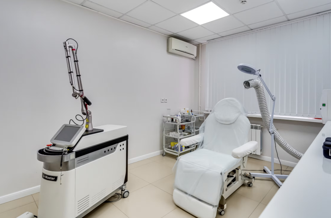 305905307__https://filllin.ru/api/media/clinic/27226dd7-a6ce-4ad4-8f15-cec1e56b7956-6641d6971b708b73903b2c1d.png