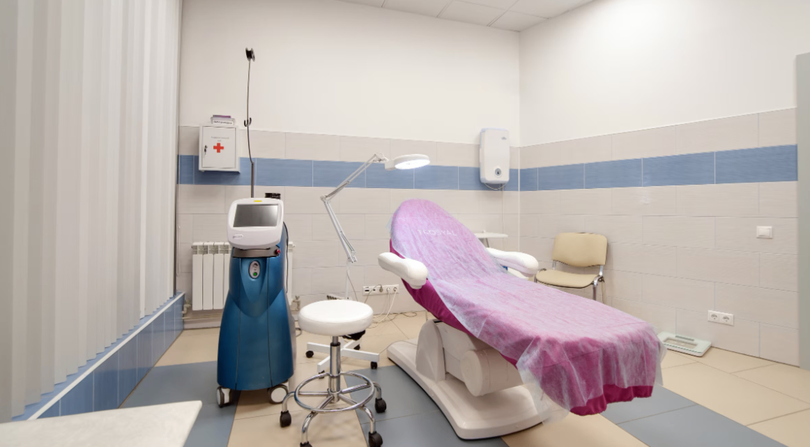 423799582__https://filllin.ru/api/media/clinic/2b1b1c28-96e8-466d-a3e1-2779c8e4947c-6641d6971b708b73903b2c1d.png