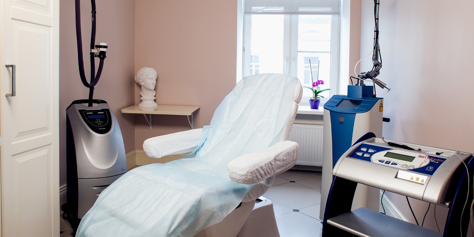 13531631__https://filllin.ru/api/media/clinic/2cd1c27e-2ddf-464d-b36d-a82b6a7e0374-6641d6971b708b73903b2c1d.jpg