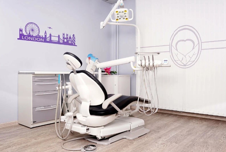623874243__https://filllin.ru/api/media/clinic/2d6f1fbb-6dca-4d3a-bd69-32b14c53aeac-68d2a497d611ae3c0dcaa92f.jpg