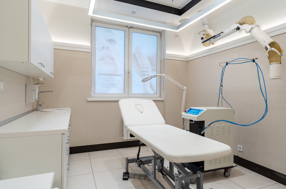 701423717__https://filllin.ru/api/media/clinic/2e673ea5-91da-4e95-a006-152686fc5b7f-68d2b334d611ae3c0dcef079.png