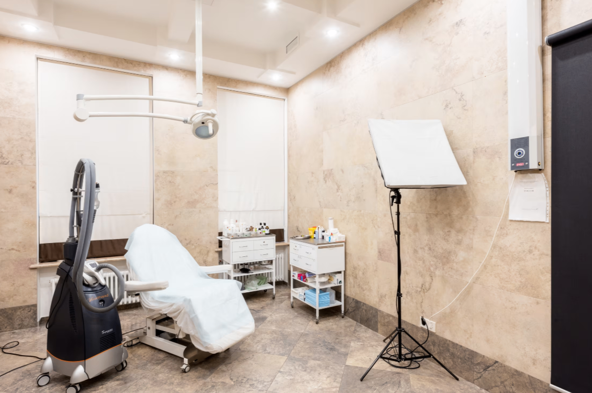 707972776__https://filllin.ru/api/media/clinic/31330643-5c8e-4f3a-9749-2ab51470b072-68d2b334d611ae3c0dcef079.png