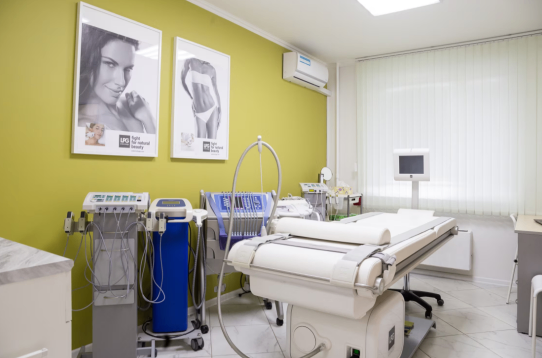 16392790__https://filllin.ru/api/media/clinic/3336d043-3c08-44ca-b99f-68116ad28120-6641d6971b708b73903b2c1d.png