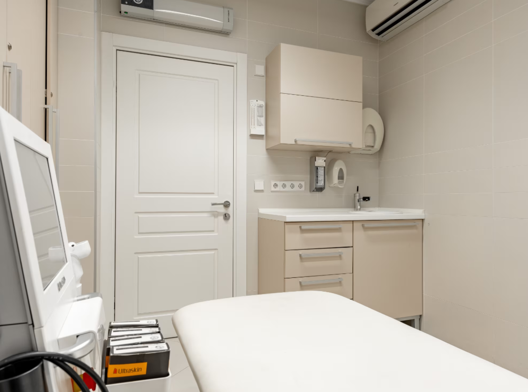 703762062__https://filllin.ru/api/media/clinic/35290fd0-5996-4791-9ab6-38e012b74a47-68d2b334d611ae3c0dcef079.png