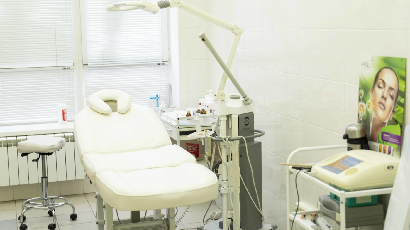142224465__https://filllin.ru/api/media/clinic/3787c1f9-4a28-497b-b8e2-cd838fdb14a2-6641d6971b708b73903b2c1d.png