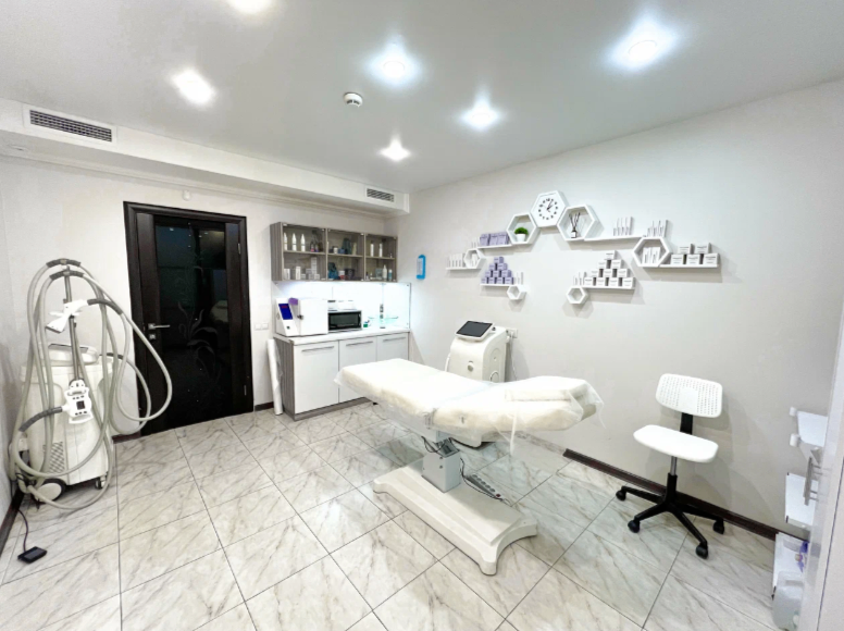 128218324__https://filllin.ru/api/media/clinic/393ba868-25a8-4440-923e-85cbb8f144e8-6641d6971b708b73903b2c1d.png