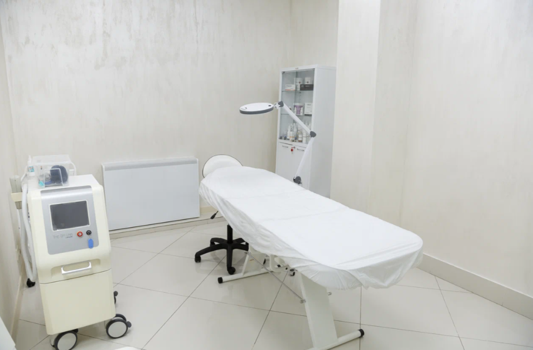 43117495__https://filllin.ru/api/media/clinic/39937c21-7aae-4eaa-b323-c607f5e4f0e4-6641d6971b708b73903b2c1d.png