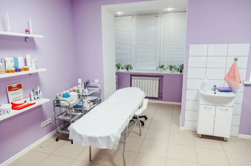 700129036__https://filllin.ru/api/media/clinic/3bee49c0-3e99-4d99-9b16-fa8112a09945-68d2b334d611ae3c0dcef079.png