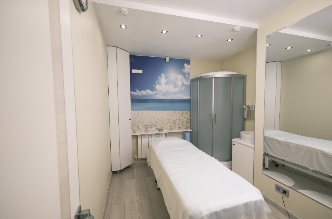 249262858__https://filllin.ru/api/media/clinic/3d253f2c-602d-4e94-90bf-69d218110314-6641d6971b708b73903b2c1d.png