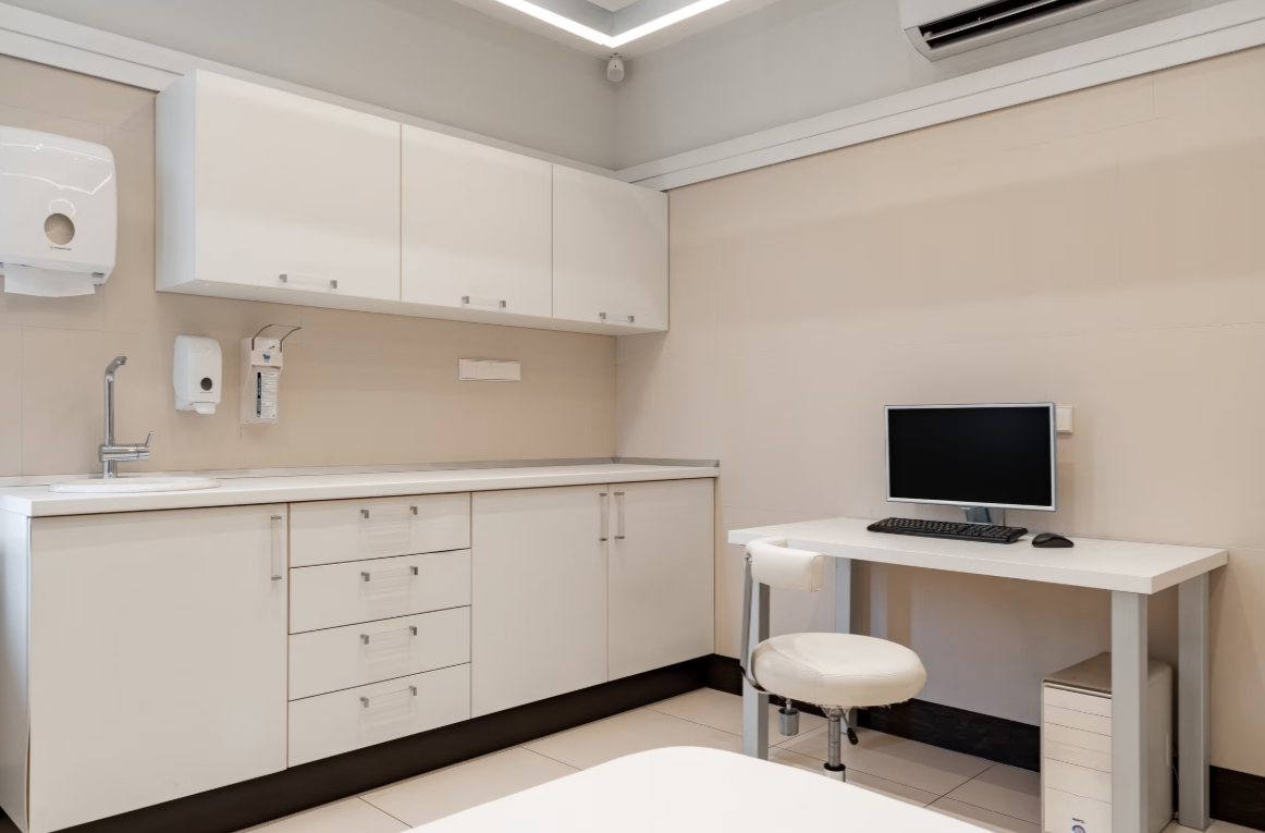 701577390__https://filllin.ru/api/media/clinic/3d7b2a51-8a3b-40f2-a4a6-25fa6f6f40ae-68d2b334d611ae3c0dcef079.png