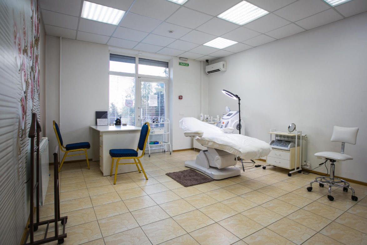 530493339__https://filllin.ru/api/media/clinic/3e84a9fb-ff37-4c2d-b421-053f31f6f38e-6641d6971b708b73903b2c1d.png