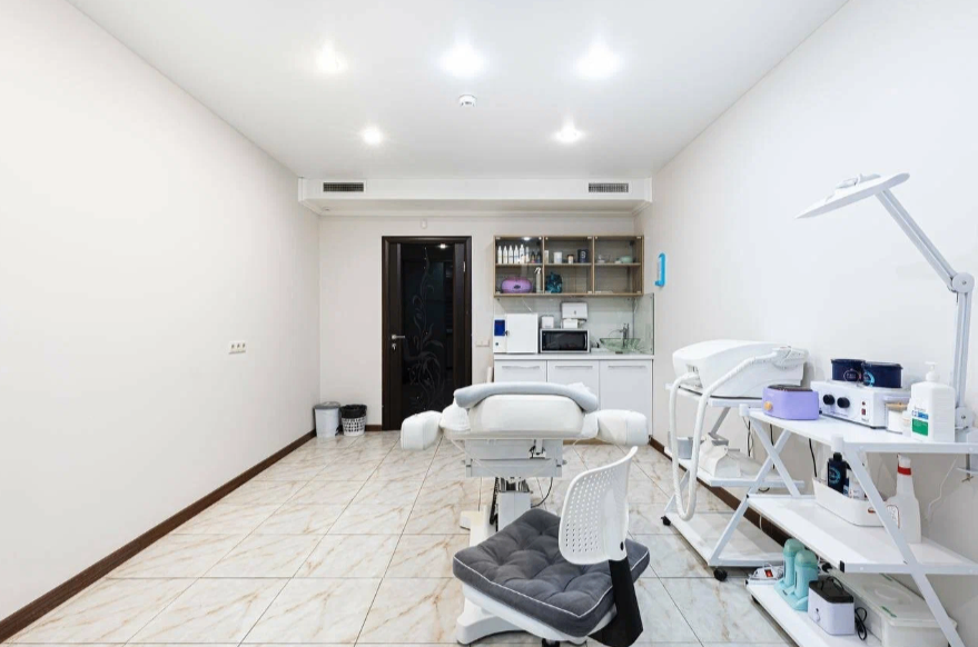 128218324__https://filllin.ru/api/media/clinic/3eb03506-2ae9-45f0-8bbf-96a771566aa8-6641d6971b708b73903b2c1d.png