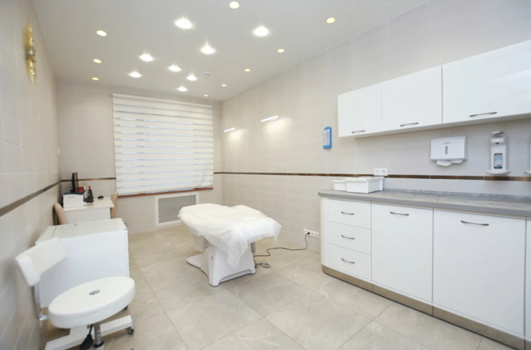 177935256__https://filllin.ru/api/media/clinic/408b4cf8-8904-4251-acce-8f626b26cff1-6641d6971b708b73903b2c1d.png