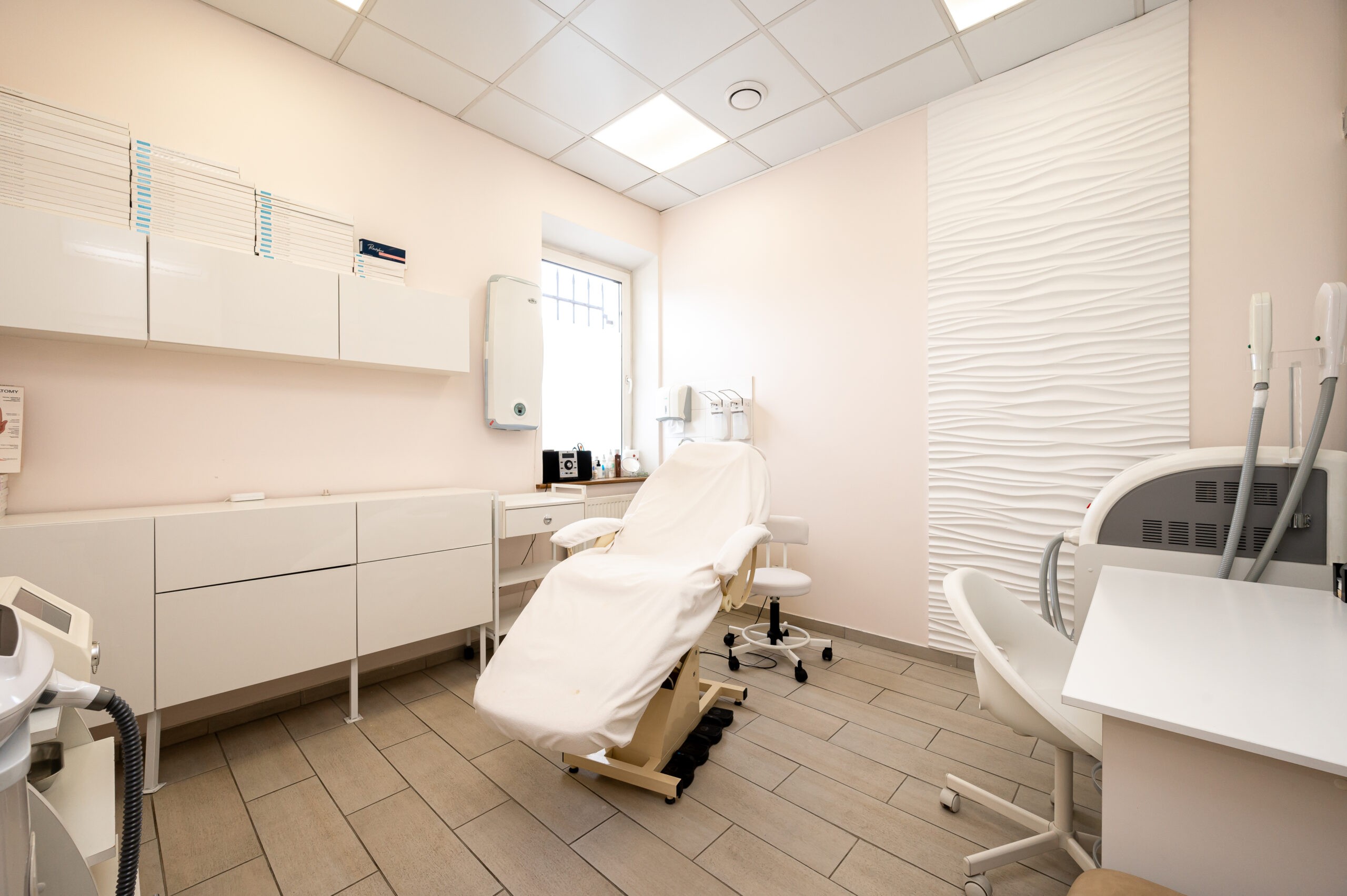 529645478__https://filllin.ru/api/media/clinic/494f9e83-9ed5-48ab-aafd-0acb2e75be33-68d2b334d611ae3c0dcef079.jpg