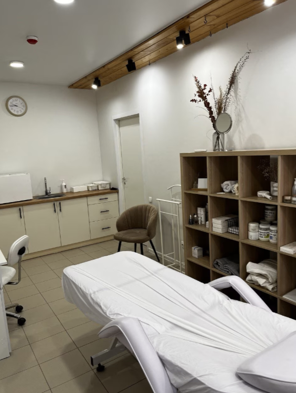 352222123__https://filllin.ru/api/media/clinic/4f6d67f5-5958-4762-8945-d5f77ddd7d42-6641d6971b708b73903b2c1d.png