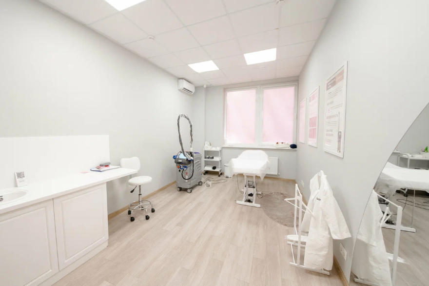 393071790__https://filllin.ru/api/media/clinic/4f752709-7e7e-4fe0-a289-8416daea2258-6641d6971b708b73903b2c1d.png