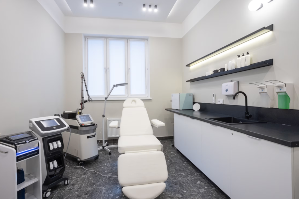 722900417__https://filllin.ru/api/media/clinic/4fcba0c1-6558-4e77-b5ea-7046fcfdf390-68d2b334d611ae3c0dcef079.png