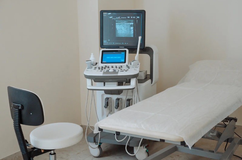 142286857__https://filllin.ru/api/media/clinic/4fd05bd8-7303-430b-b460-495ccb4cd3cf-67618e0e145943c8628e7ed5.jpg