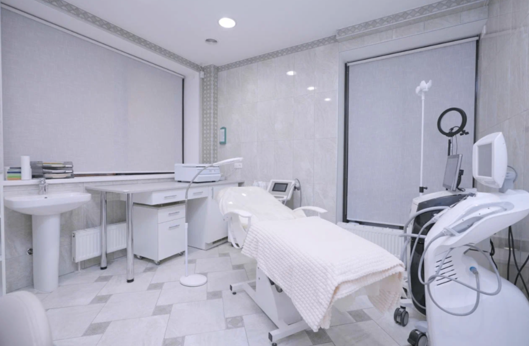 700270720__https://filllin.ru/api/media/clinic/58e95897-a3d7-4e5f-87cb-ad3424c43552-68d2b334d611ae3c0dcef079.png