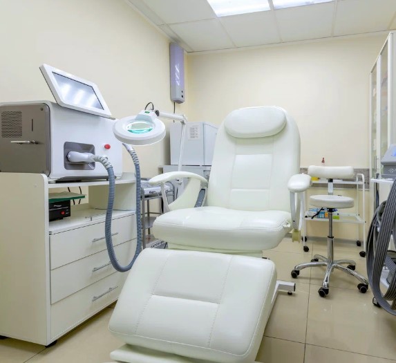 460532803__https://filllin.ru/api/media/clinic/598c3f5d-6e81-40d5-bf32-524e1c345606-67618e0e145943c8628e7ed5.jpg