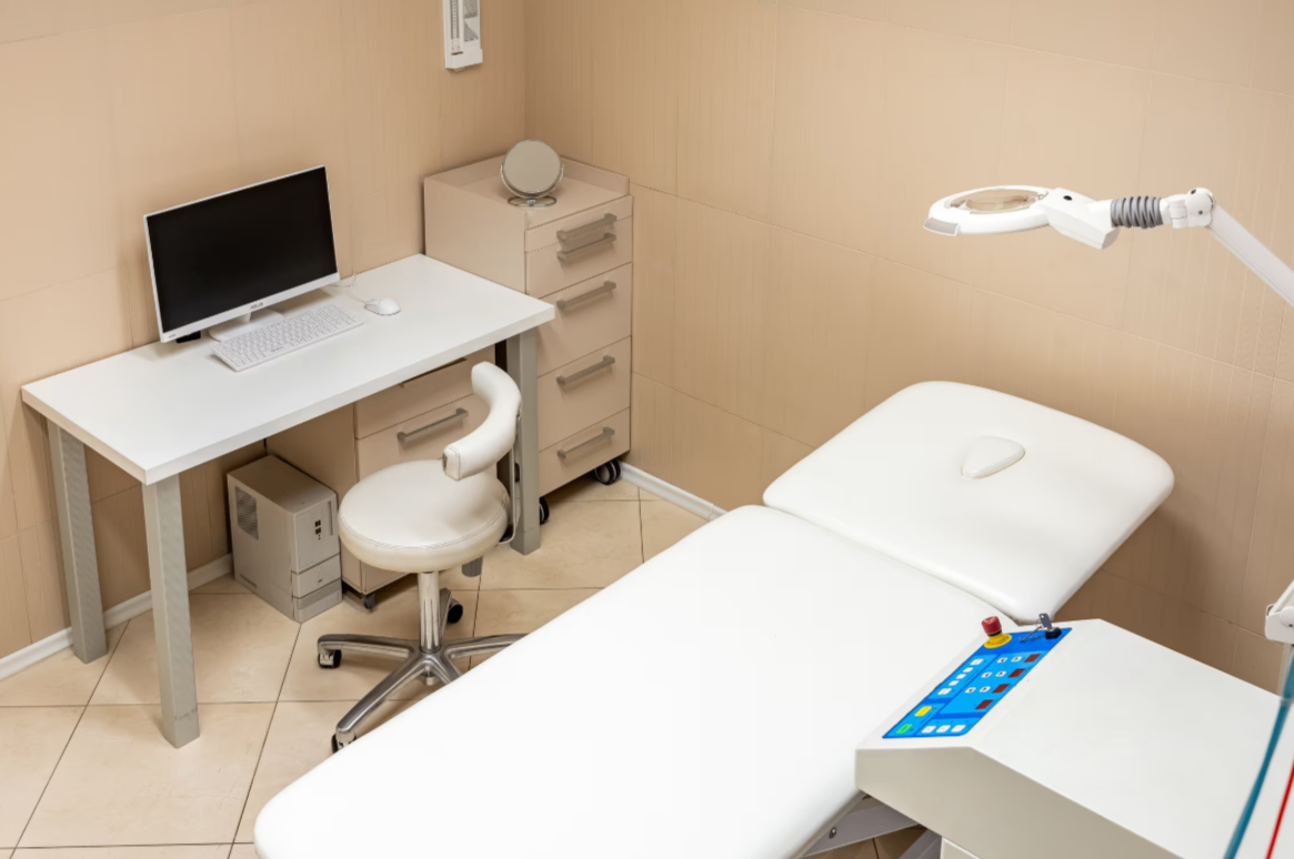 705798494__https://filllin.ru/api/media/clinic/59e01864-76b0-4253-8487-111681792473-68d2b334d611ae3c0dcef079.png