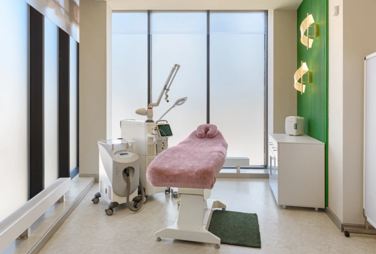 360889489__https://filllin.ru/api/media/clinic/601bab15-37f4-487c-a68f-d26bdcff16c6-6641d6971b708b73903b2c1d.png