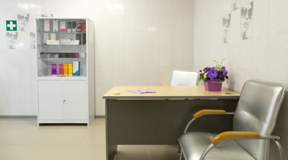 301057689__https://filllin.ru/api/media/clinic/6099ad81-243d-431c-81ad-ab1f3a1aee52-6641d6971b708b73903b2c1d.png