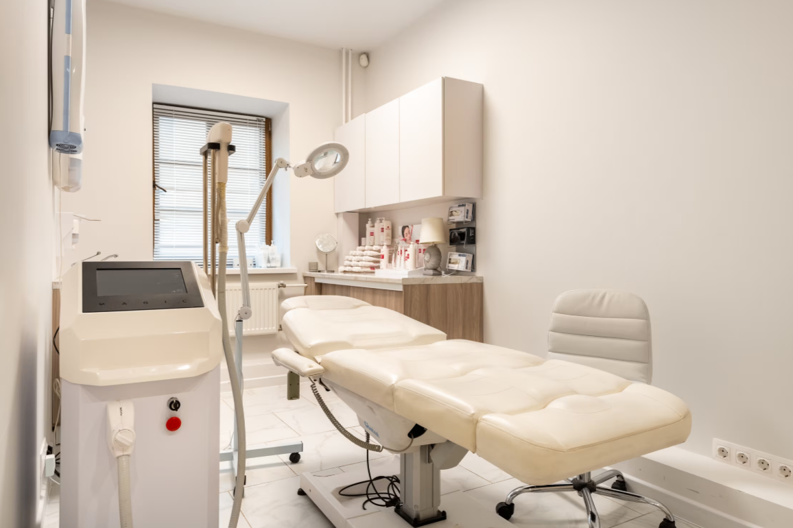 414539784__https://filllin.ru/api/media/clinic/65933f0b-82a1-4e54-ba24-8268ded3dd15-6641d6971b708b73903b2c1d.png
